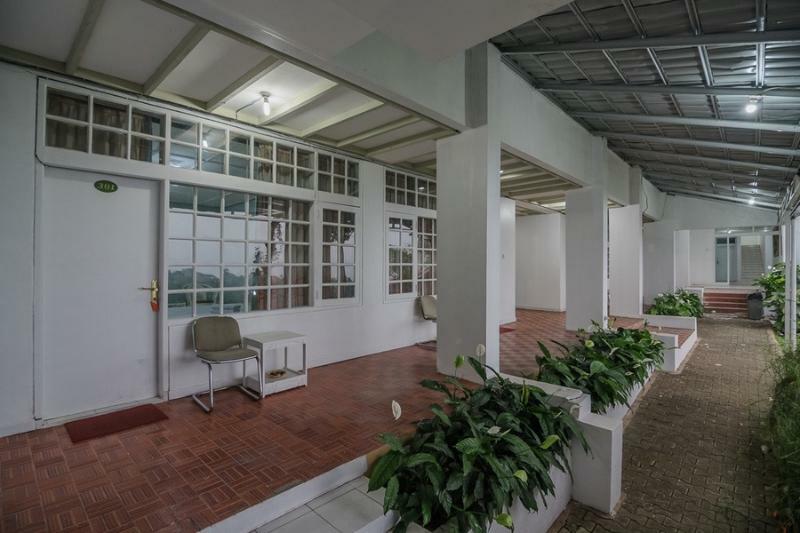 Reddoorz At Jalan Raya Lembang Hotell Padasul Exteriör bild